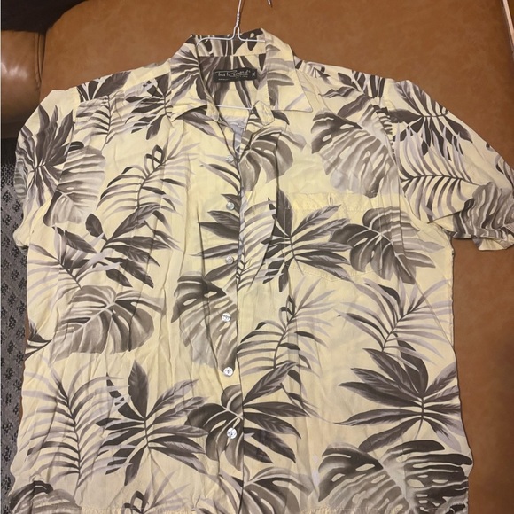 Tori Richard Hawaiian Shirt Sz XL Mens Yellow Monstera Leaves Tropical Cruise - Picture 1 of 13